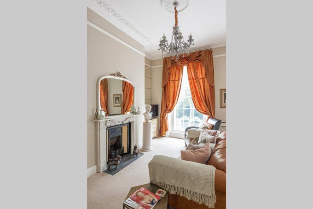 Beautiful Studio With Private Outside Terrace Apartamento Bath Exterior foto