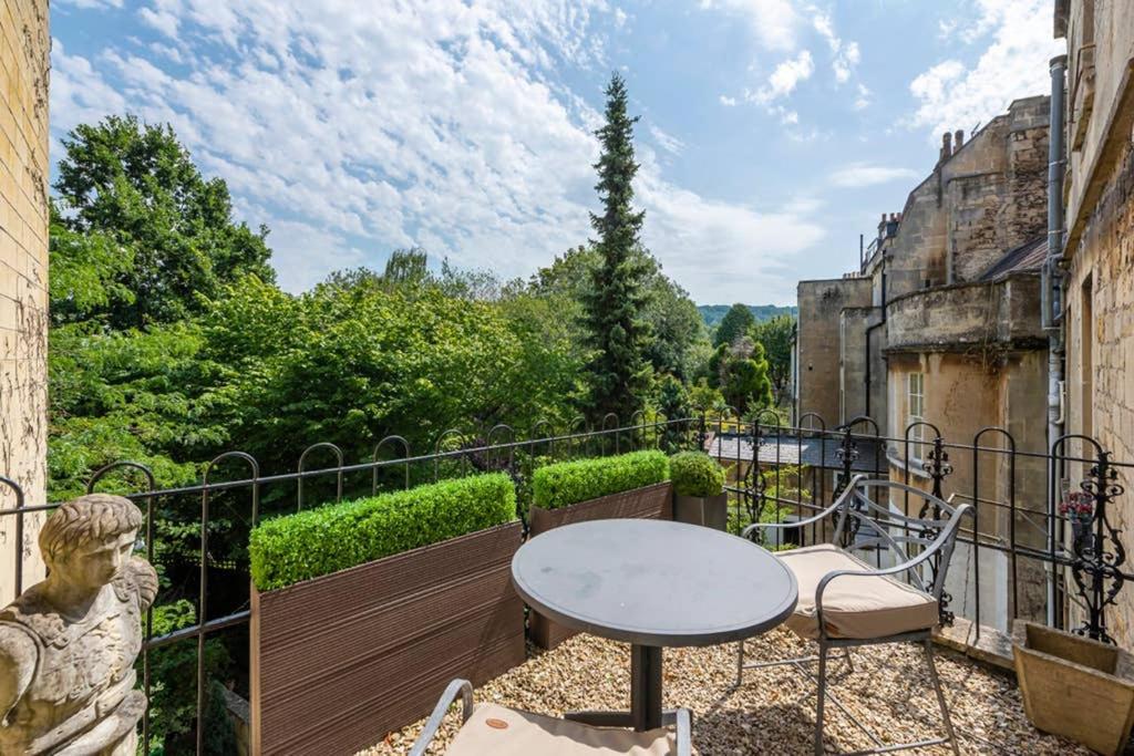 Beautiful Studio With Private Outside Terrace Apartamento Bath Exterior foto