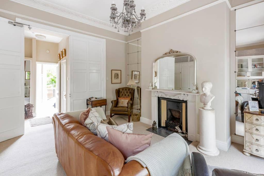 Beautiful Studio With Private Outside Terrace Apartamento Bath Exterior foto